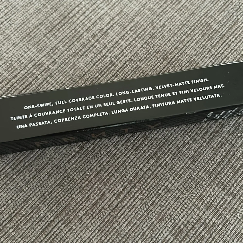 FENTY Icon Velvet Liquid Lipstick 5.5g/0.19 oz H.B.I.C 02